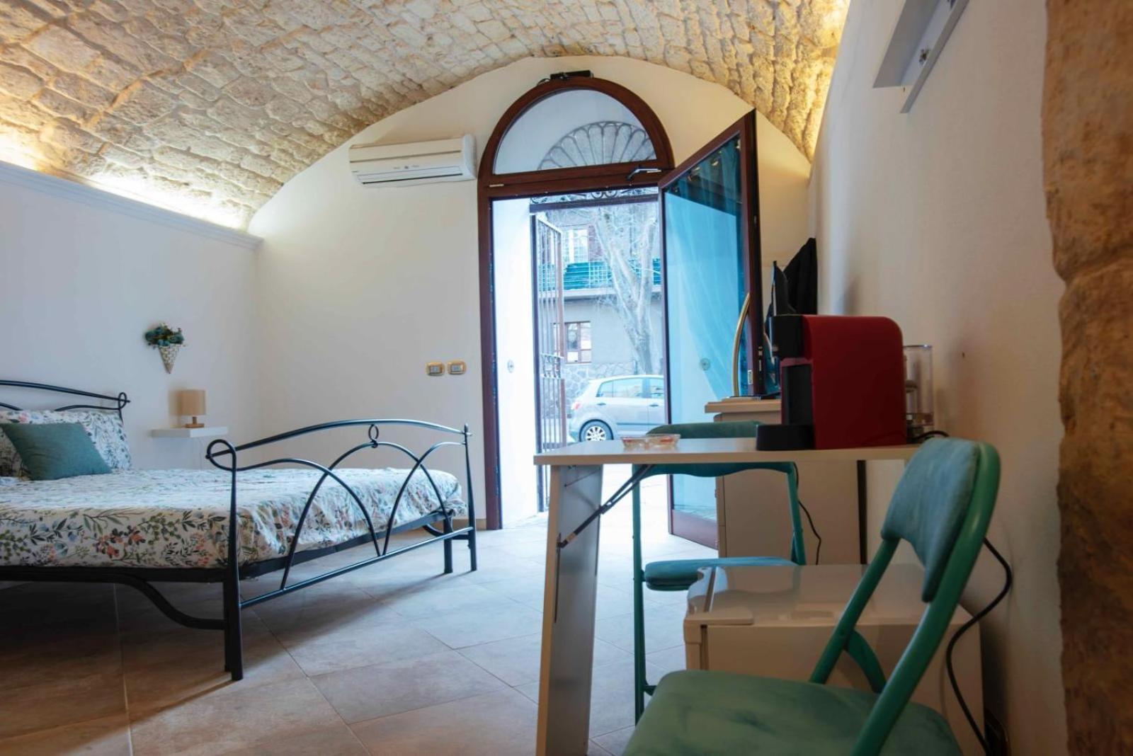 Domatio Melissa Hotel Sassari Buitenkant foto